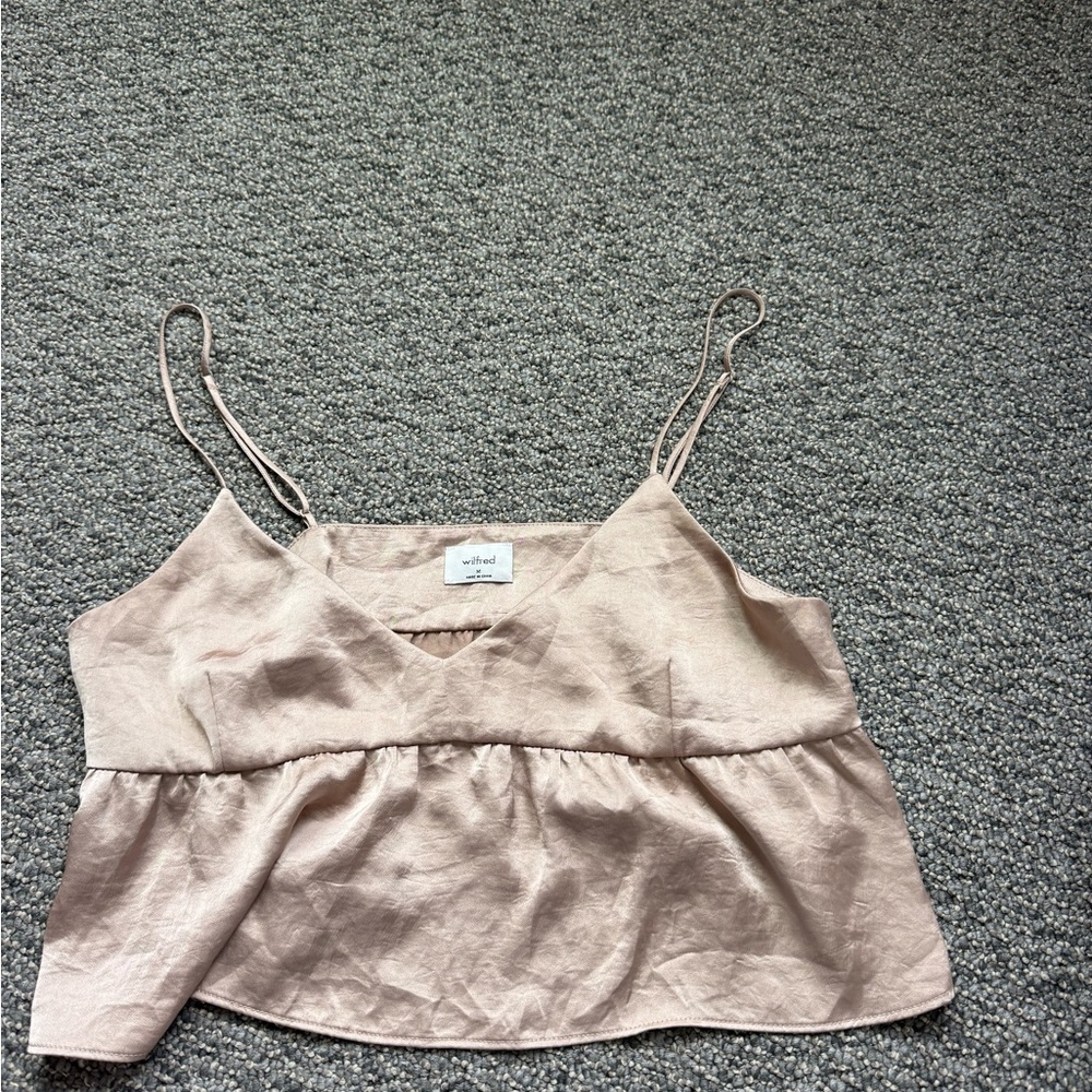 Women’s ARITZIA champagne peplum satin top